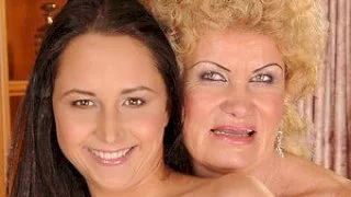 Effie the schoolmaster - Girlsway - 50922