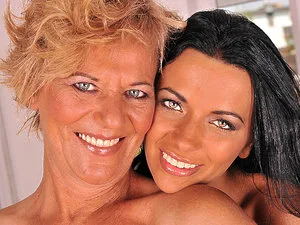 My old neighbour - Girlsway - 50996