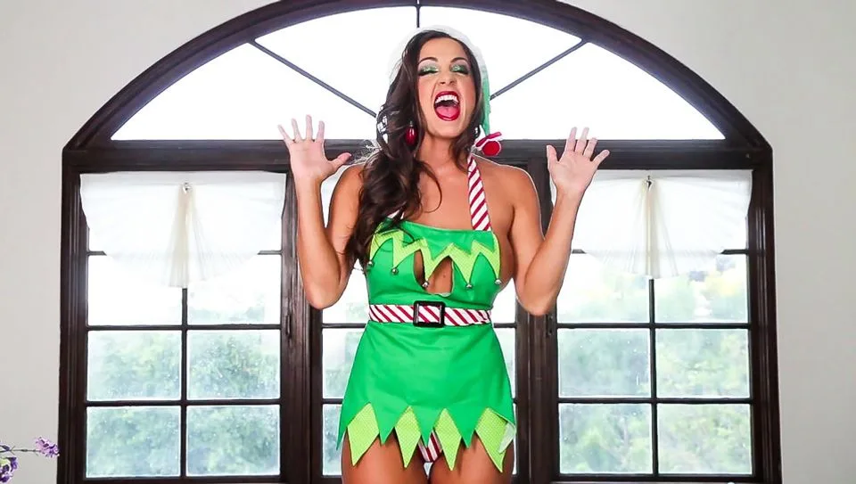 SOCIAL-Abigail Mac - Girlsway - 64310