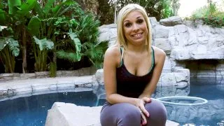 Apple Bottom: Carmen Caliente Interview - Girlsway - 64662