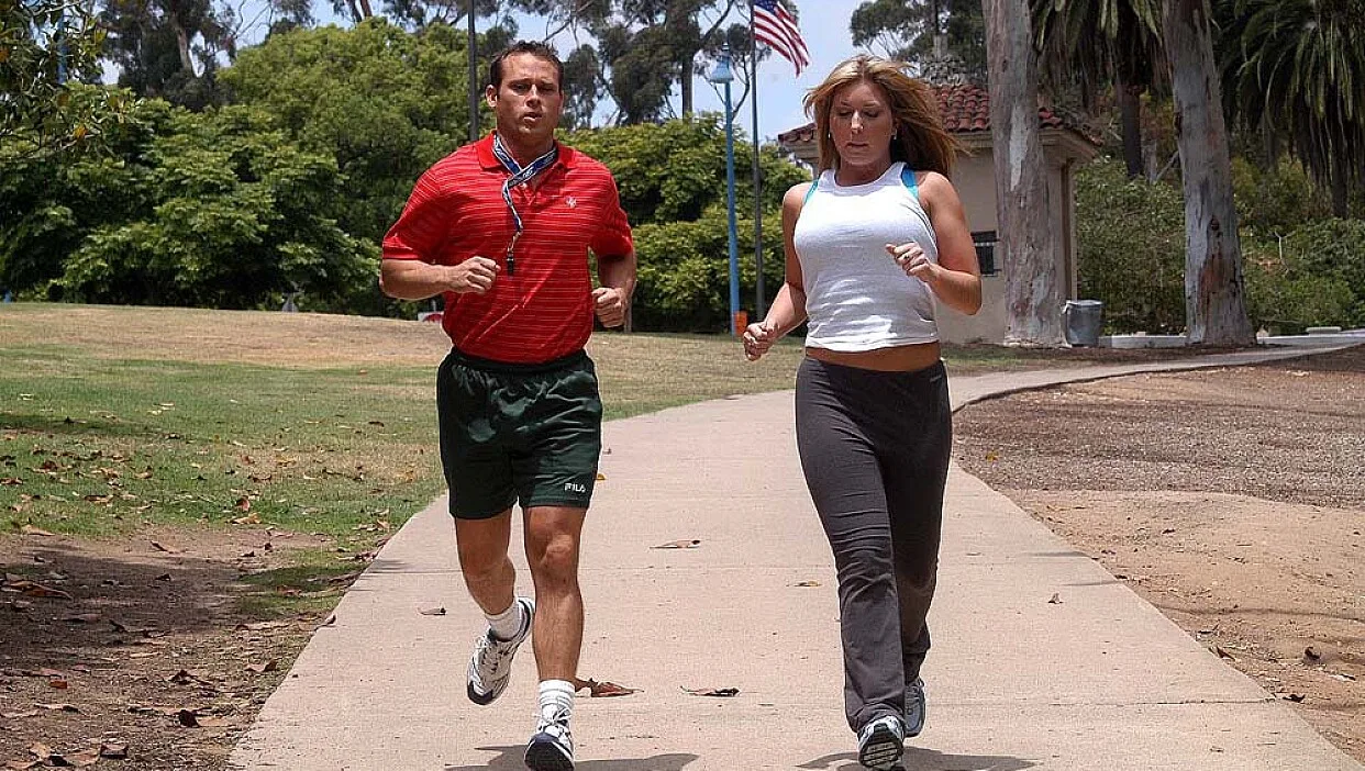 Avy Scott fucking in the bedroom with her big tits - Naughty Bookworms - 3186