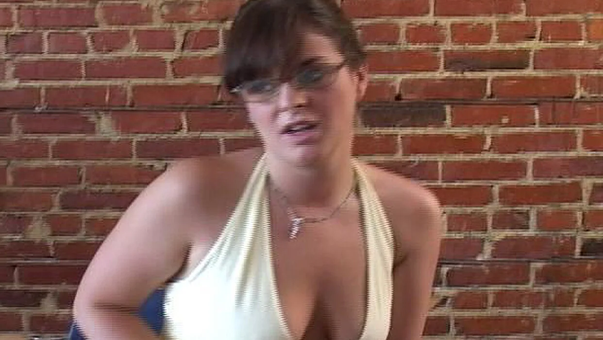 Co-ed Isabel fucking in the desk with her natural tits - Naughty Bookworms - 3208