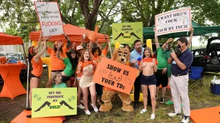 Game Day Tail - Crazy College GFs - 41911