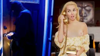 Horny Burglar - MomDrips - 50598