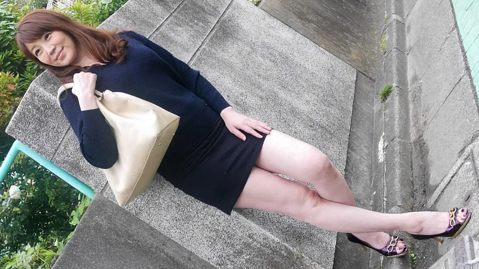 [060525-100] A beautiful mature woman with beautiful legs and a miniskirt gets picked up and creampied twice! - PACOPACOMAMA - 1043253