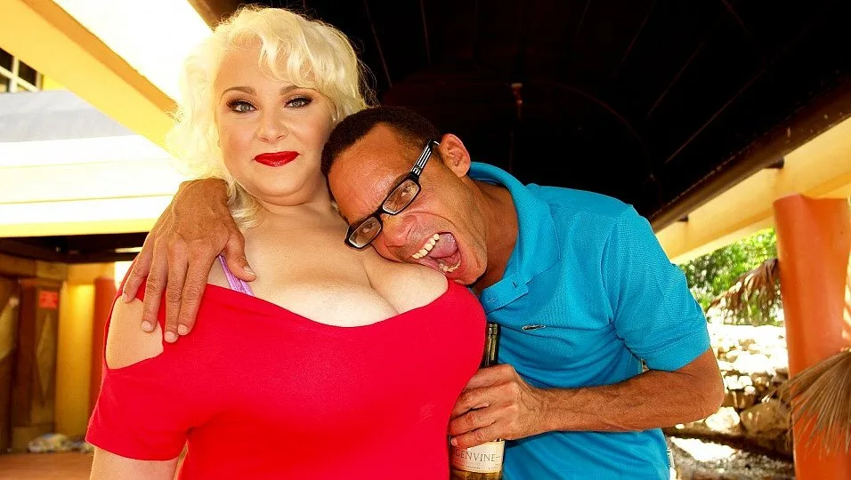 Party Hearty - Plumper Pass - 13755