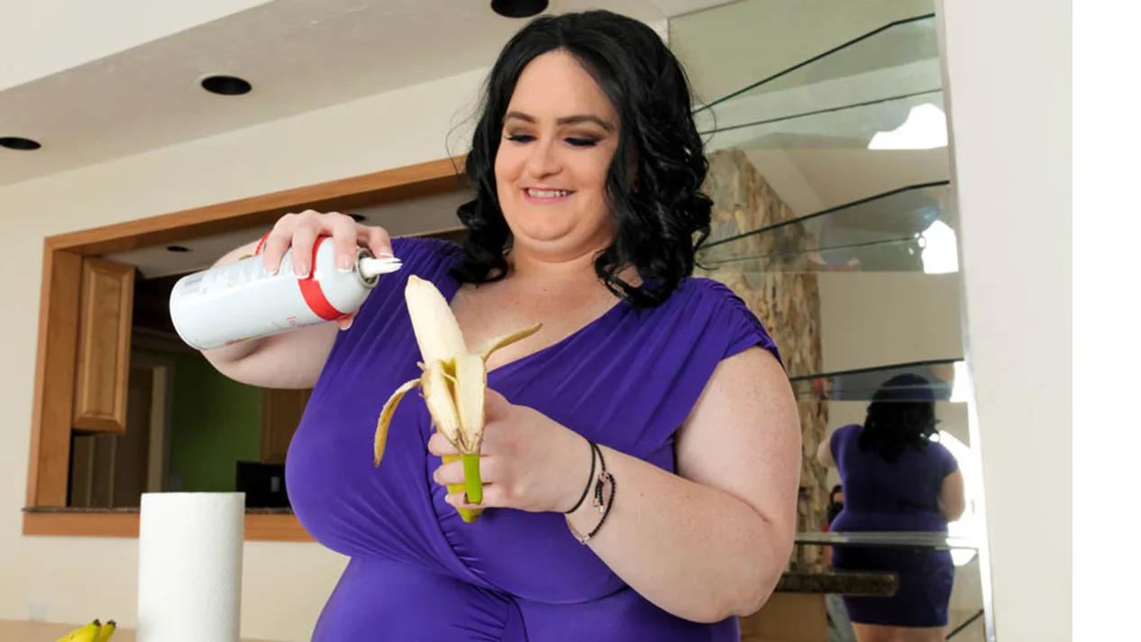 Banana Deep - Plumper Pass - 21374