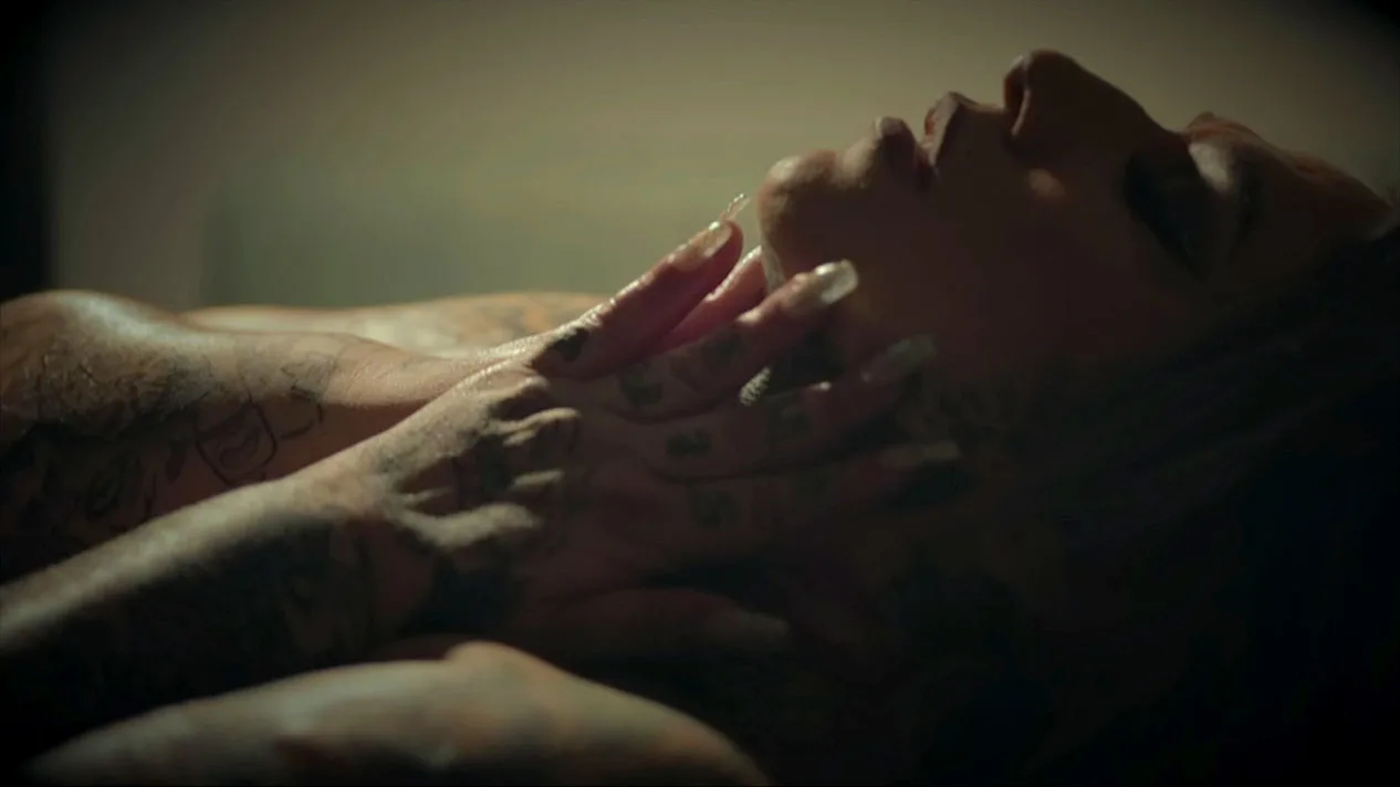 That Heat and Oil - Plumper Pass - 24274