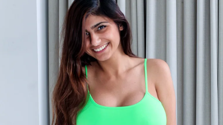 Mia Khalifa and Her 34DDDs - Titty Attack - 12725