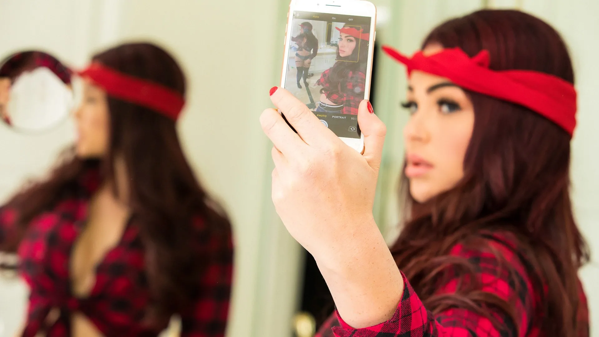 Go Fuck Your Selfie! - Baby Got Boobs - 16981