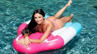 Diving for a Good Dicking - Baby Got Boobs - 17047