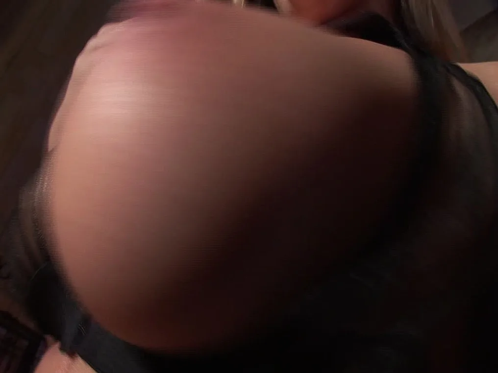 A butt-pluggin for her lovin! - BustyWorld - 26939