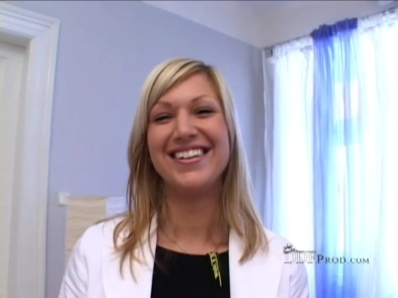 Newcomer and her num nums! - BustyWorld - 27069