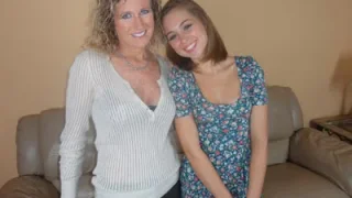 Riley and Jade - See Mom Suck - 16714