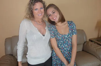 Riley and Jade - See Mom Suck - 16714