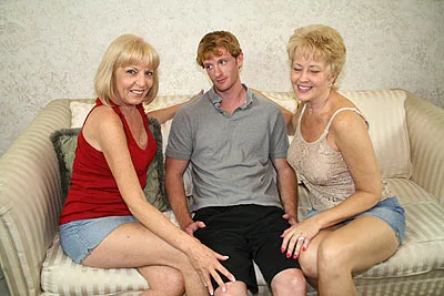 My Daughters BF - See Mom Suck - 16868