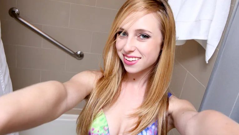 Her Candy Got Crushed - She's New - 29787