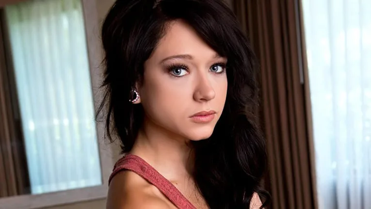 Stay For A Quickie Babe - Exxxtra Small - 30143