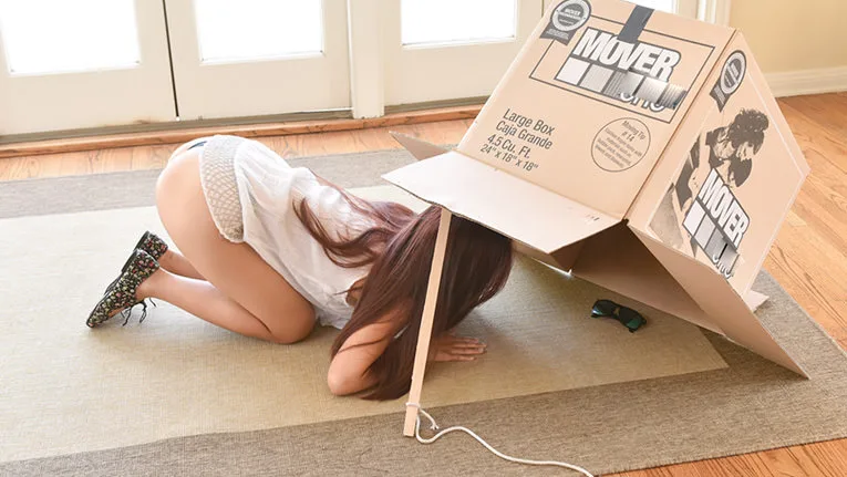 Tiny Thief Gets Trapped - Exxxtra Small - 30467