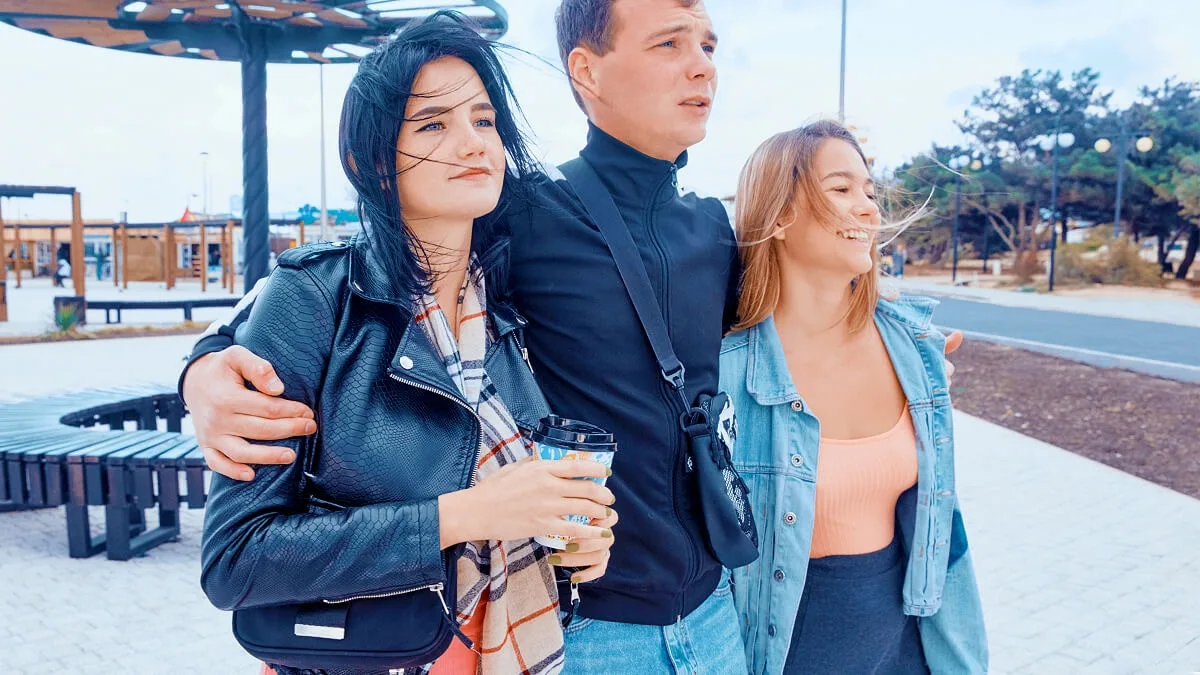 Lad enjoys two bisexual cuties - Teen Mega World - 42193