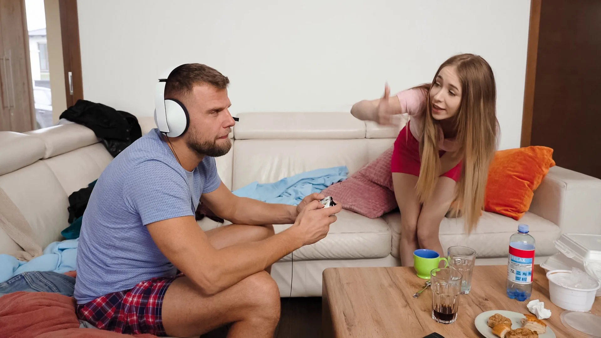 Clean House, Dirty Fuck - Teens Love Huge Cocks - 43820