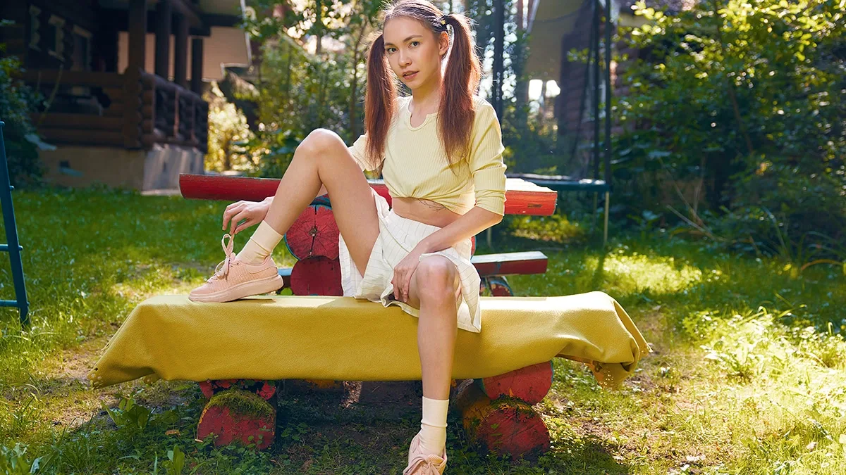 Cutie orgasms on a bench - Teen Mega World - 47243