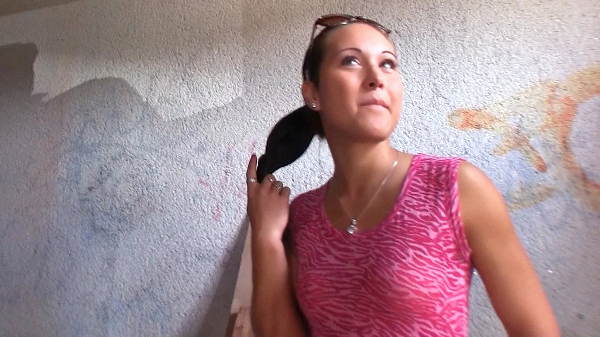 Working Out Her Butt - Public Pickups - 12147