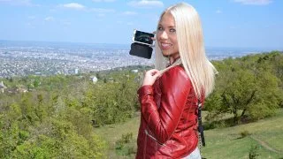 Hot Russian Flashes Her Titties - Public Pickups - 12341
