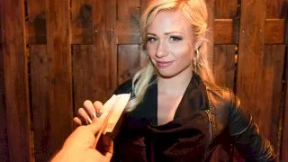 Gabi Gold Paid and Laid - Public Agent - 15029