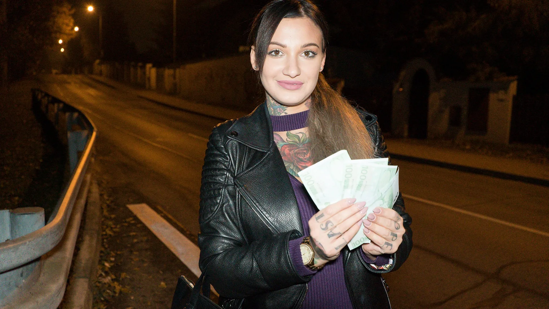 Tattooed horny minx night time fuck - Public Agent - 15031