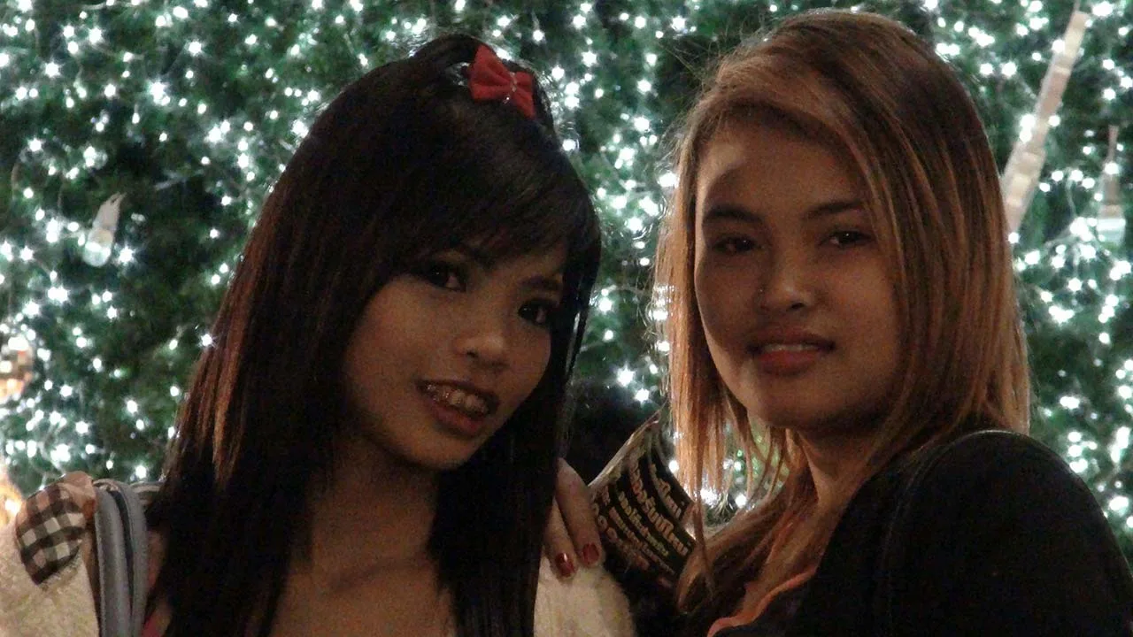 A Christmas Gift: Tik & Kam - Asian Sex Diary - 31558