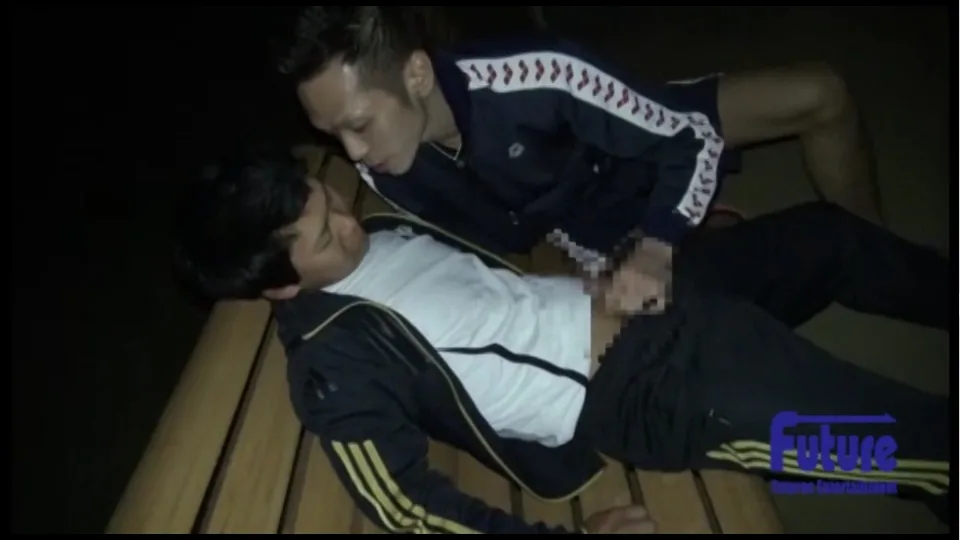 [4237-131] Staff Recommendation! Things Start To Happen In A Park At Night... In The Grass Where There Is No On - HeyDouga - 4291