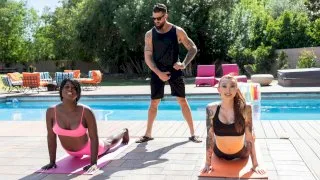 Yoga Fuckery - TransAngels - 9325