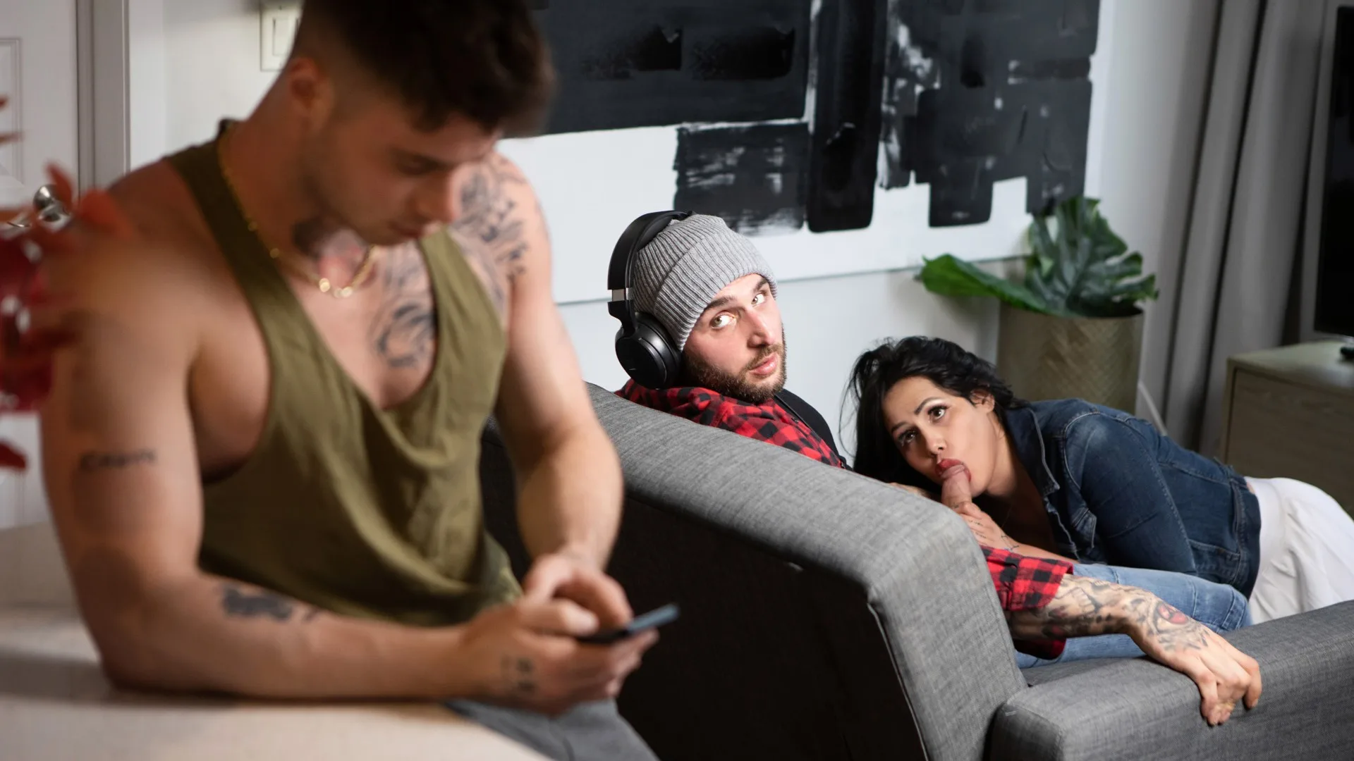 Double Timing Bimbo - TransAngels - 9453