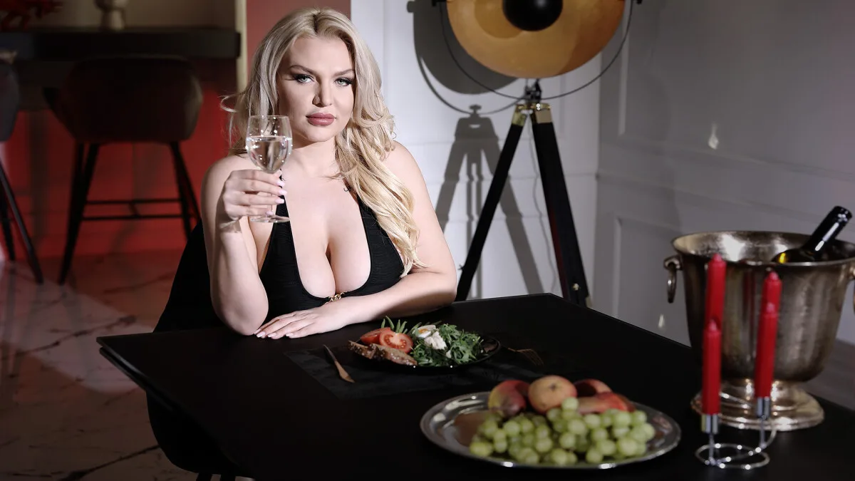 Revenge For Dessert - Dark Room VR - 49252