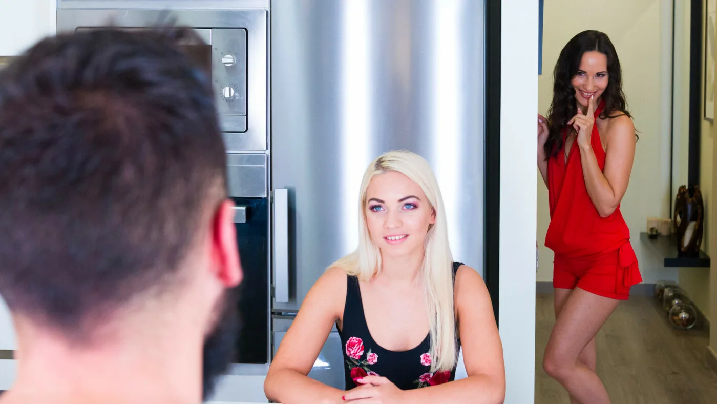 My Stepmom The Sex Addict - Virtual Taboo - 49740