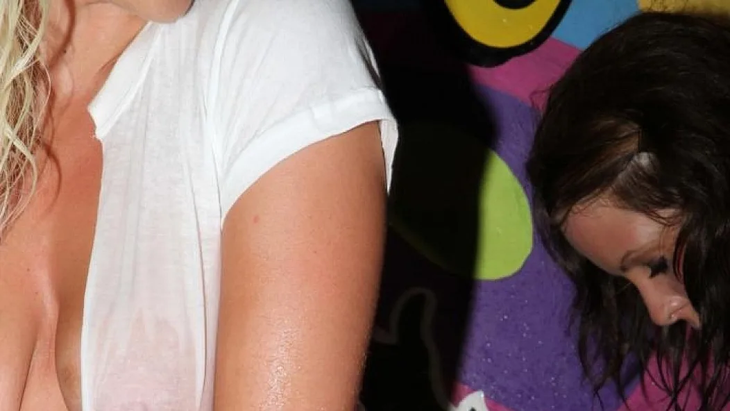 Wet T-Shirt Competition #34 - Real Girls Gone Bad - 6453