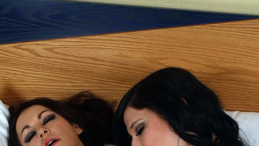 Sexy Shoot #1 - Real Girls Gone Bad - 6501