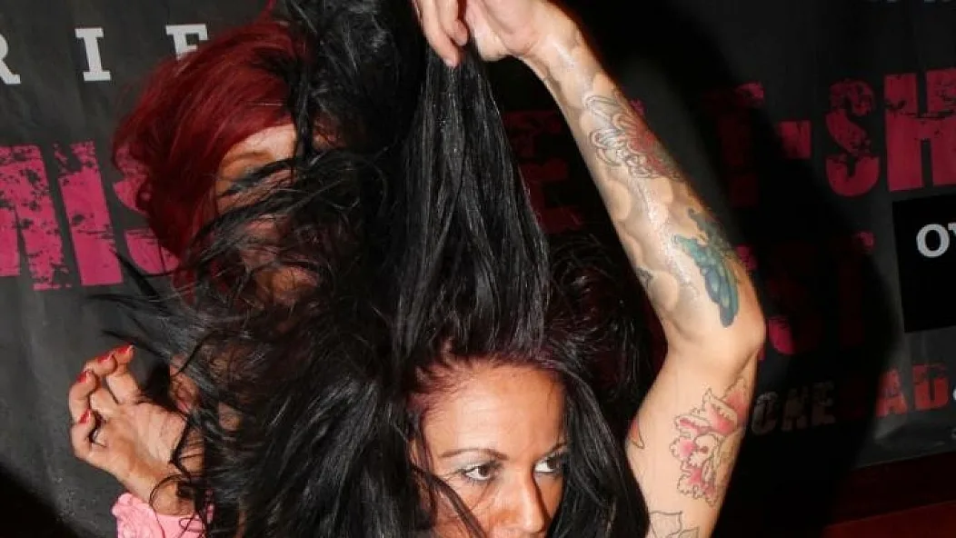 Wet T-Shirt Competition #51 - Real Girls Gone Bad - 6570