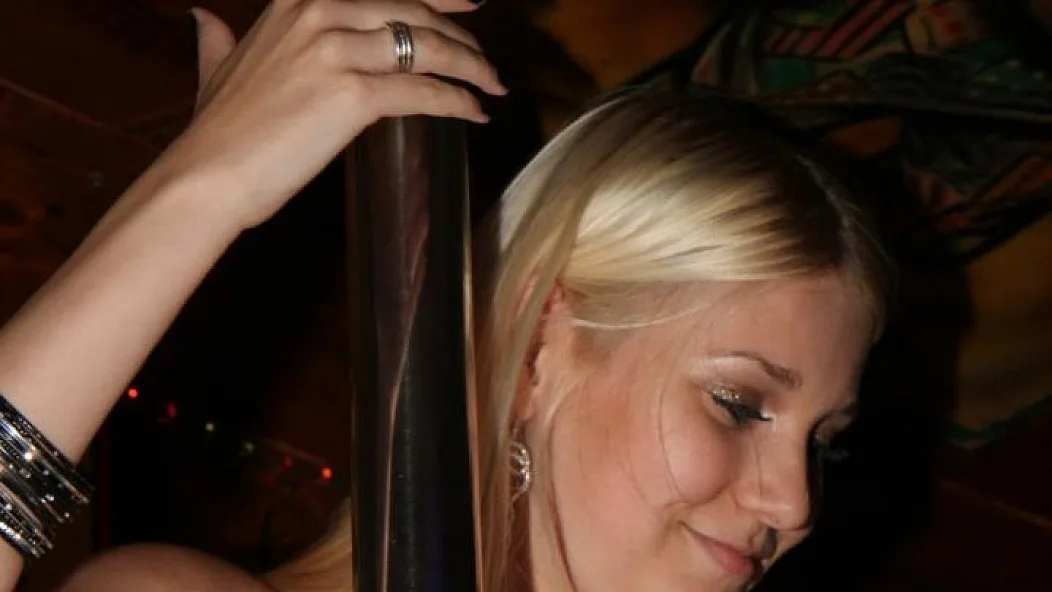 Bar Crawl Frolics #53 - Real Girls Gone Bad - 6741