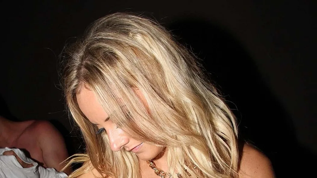 Bar Crawl Frolics #55 - Real Girls Gone Bad - 6753