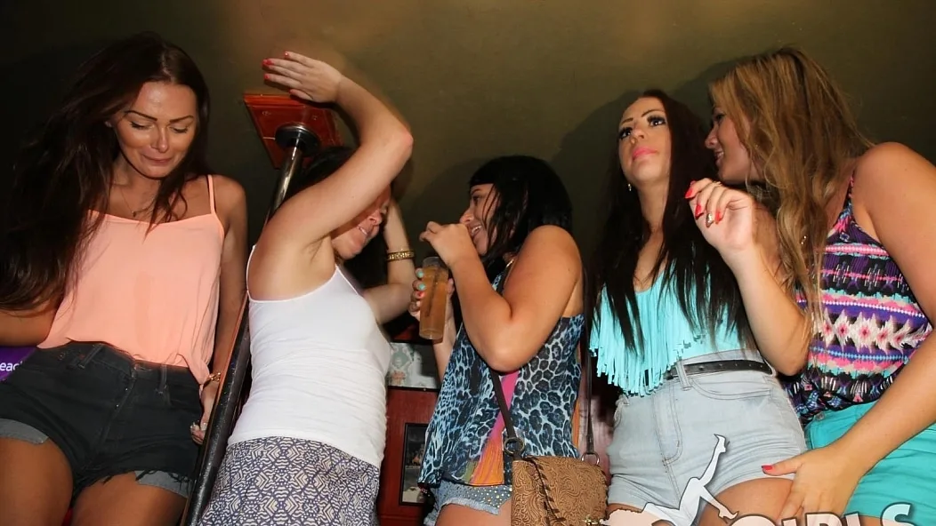 Bar Crawl Frolics #68 - Real Girls Gone Bad - 6834