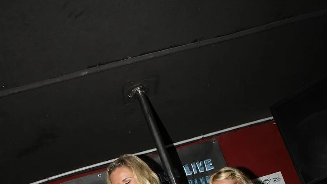 Wet T-Shirt Competition #93 - Real Girls Gone Bad - 6882