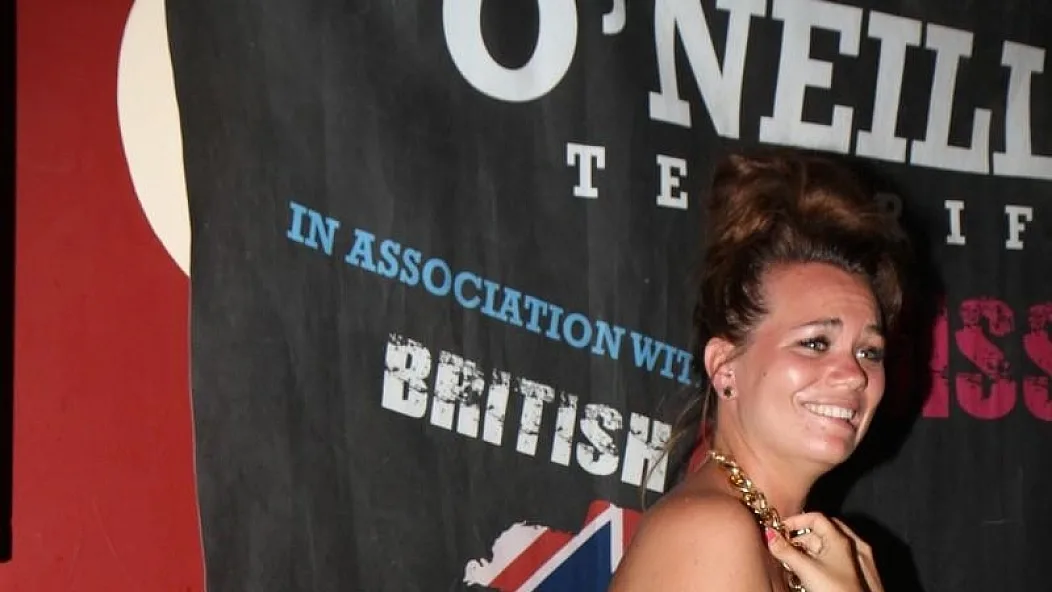 Wet T-Shirt Competition #98 - Real Girls Gone Bad - 6924