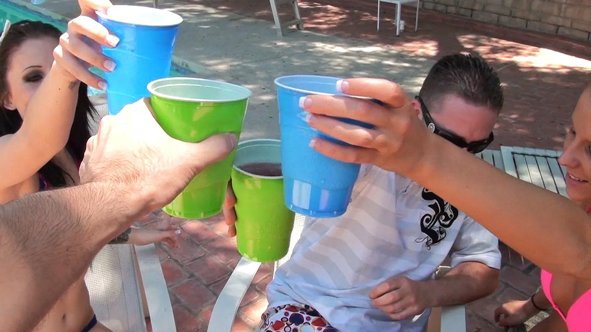 Summer Time ! - Real Slut Party - 10590