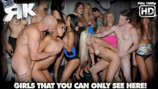 Club Luv - In the Vip - 9864