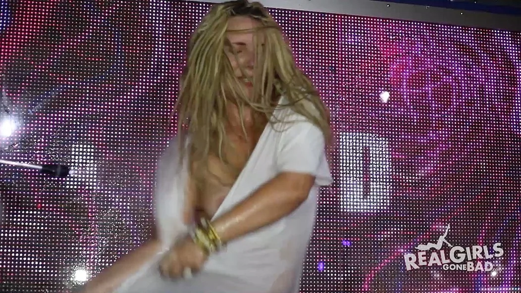 Wet T-Shirt Competition 103 - Real Girls Gone Bad - 40940