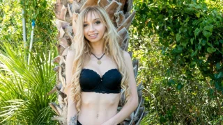 Hot blonde in solo action outdoors - A Girl Knows - 152073