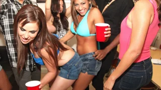 Lust And Music In Miami ! - Real Slut Party - 1130034