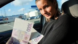 Giving Holly A Ride - Public Pickups - 1125635